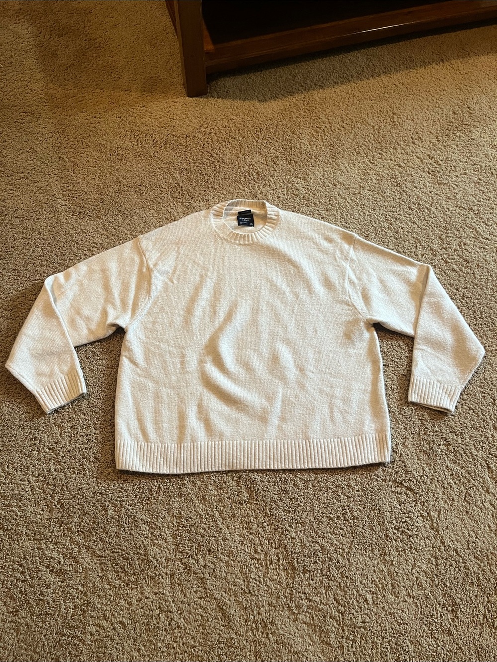 Abercrombie & Fitch Oversized Cream Sweater XL – Like New